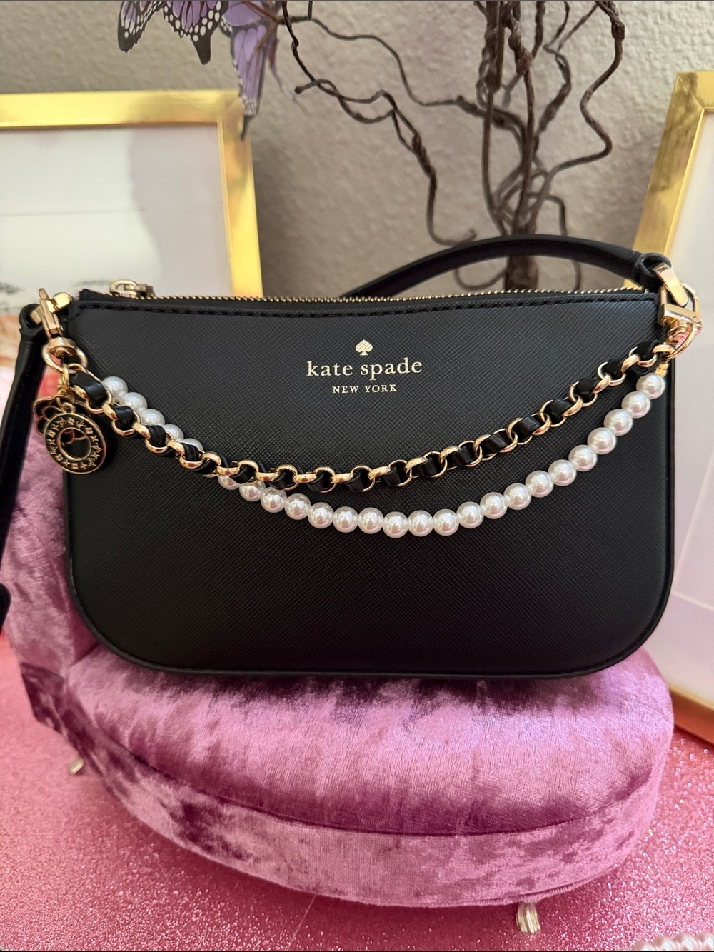 LV Fashion Black & Pearl Bag Charm (bag not inc) - Picture 1 of 3